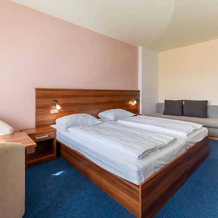 Lipno Wellness - Frymburk C104 Privat Family Room 외부 사진